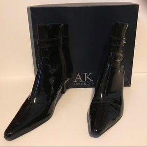 Anne Klein Patent leather ankle boots 👢